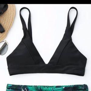 Staple black Bikini Top